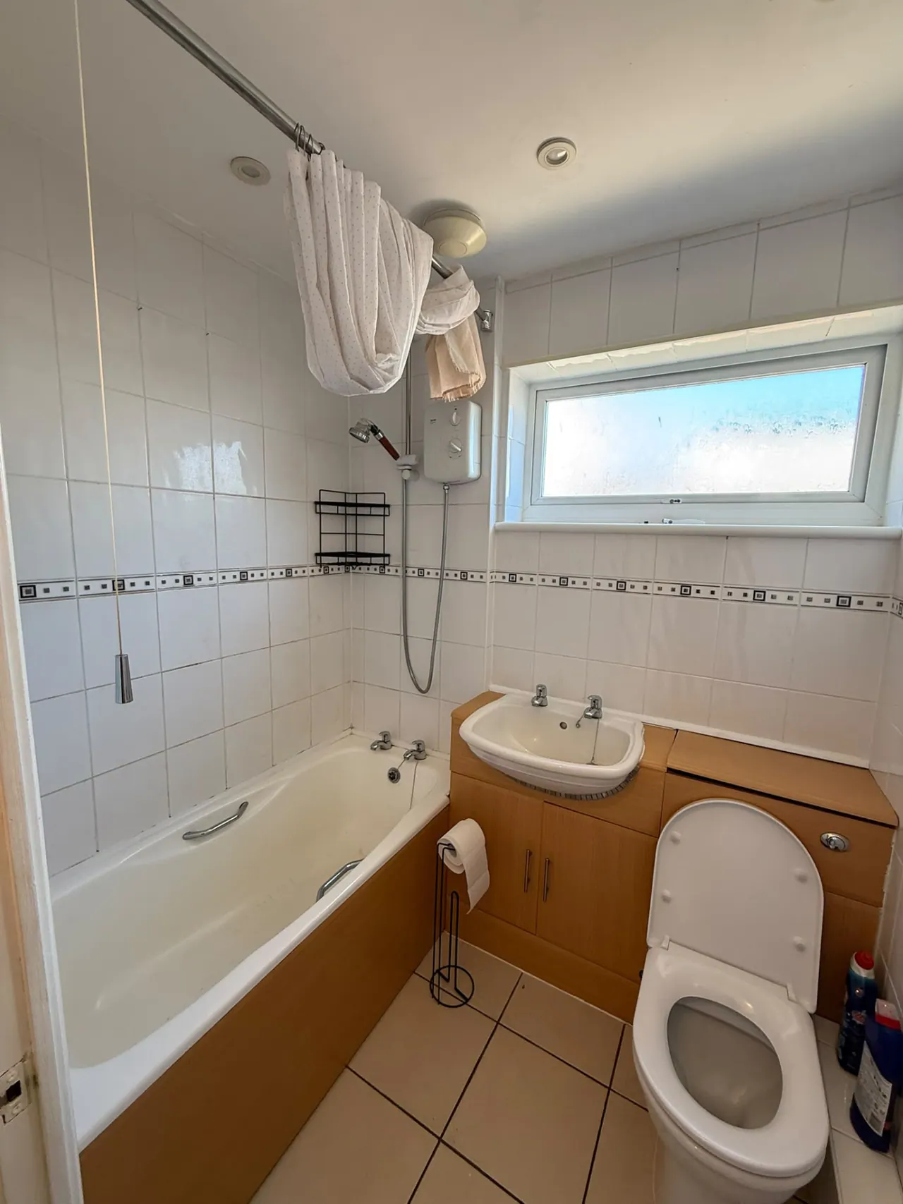 Bathroom before renovation in Southend-on-Sea, showing the original fittings and strip-out